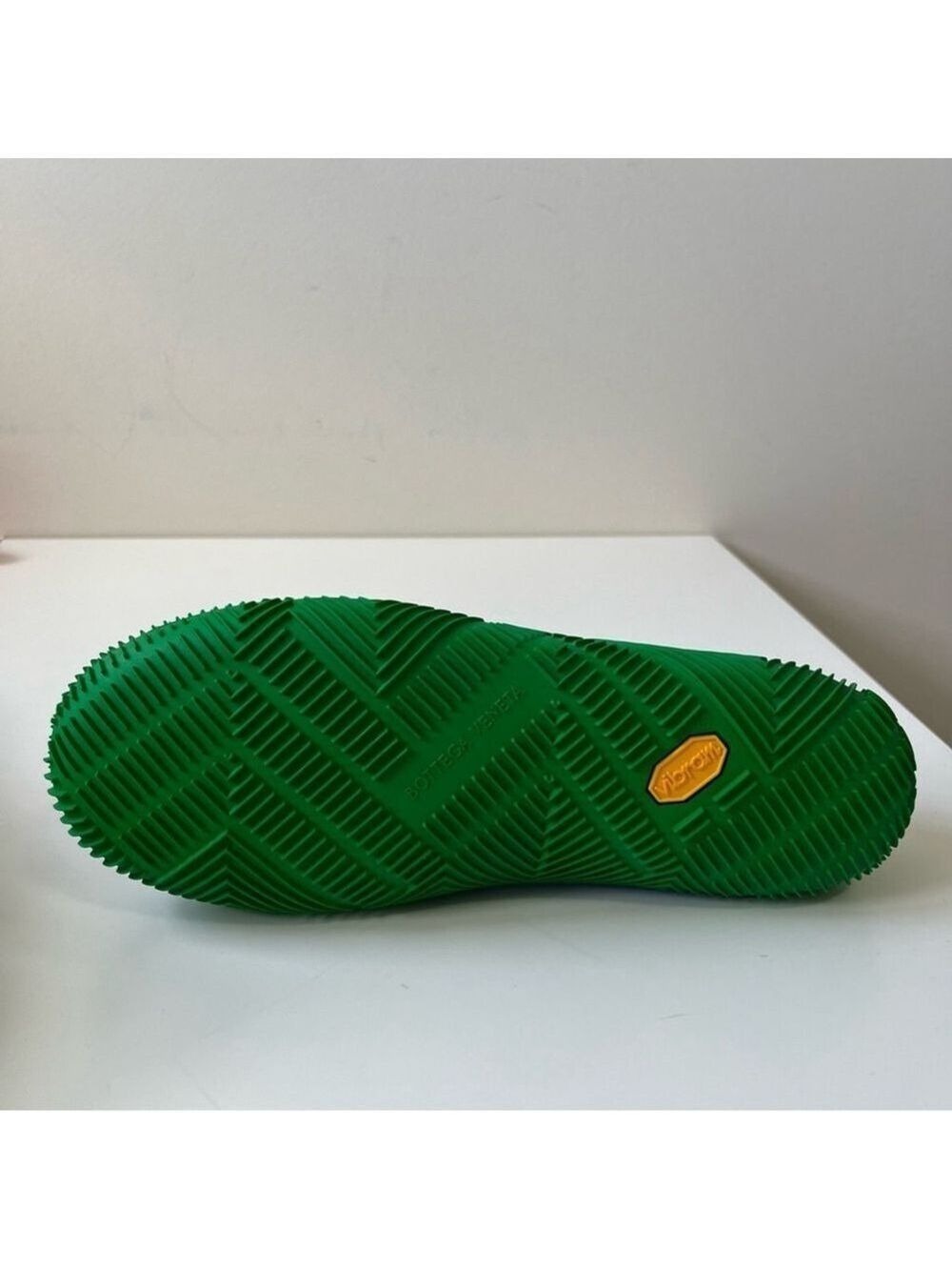 NWOT BOTTEGA VENETA 10mm Climber Rubber Sneakers Size 7 / 37 - Picture 8 of 13